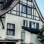 Bodenseehotel Weisses Roessli فندق
