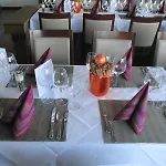 Bodenseehotel Weisses Roessli 3* ستاد