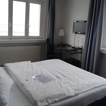 Bodenseehotel Weisses Roessli 3*