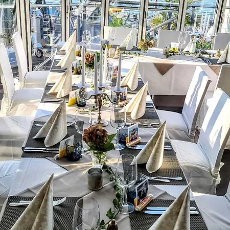 Bodenseehotel Weisses Roessli Hotel Staad