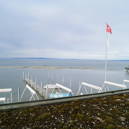 Bodenseehotel Weisses Roessli Hotel