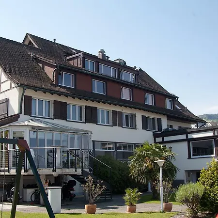 Hotell Bodenseehotel Weisses Roessli 3*