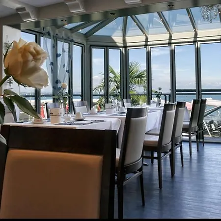 Bodenseehotel Weisses Roessli 3* Staad