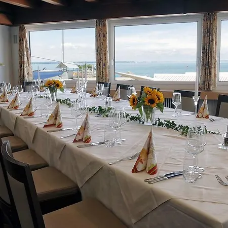 Bodenseehotel Weisses Roessli Hotell