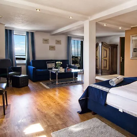 Bodenseehotel Weisses Roessli Hotell 3*