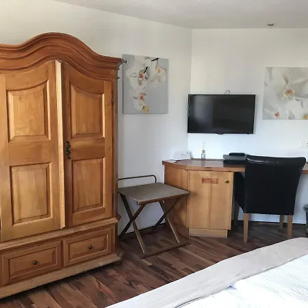 Bodenseehotel Weisses Roessli 3*