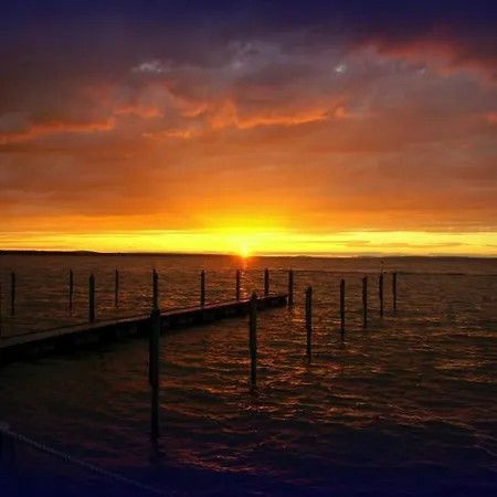 Bodenseehotel Weisses Roessli Hotel 3*