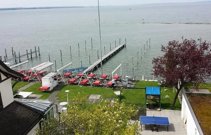 Bodenseehotel Weisses Roessli Hotel