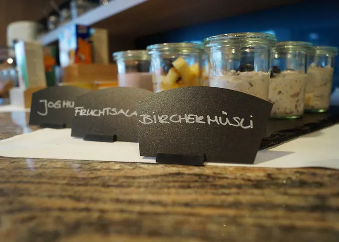 Otel Bodenseehotel Weisses Roessli 3*