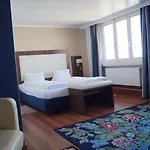 Bodenseehotel Weisses Roessli Hotel Staad