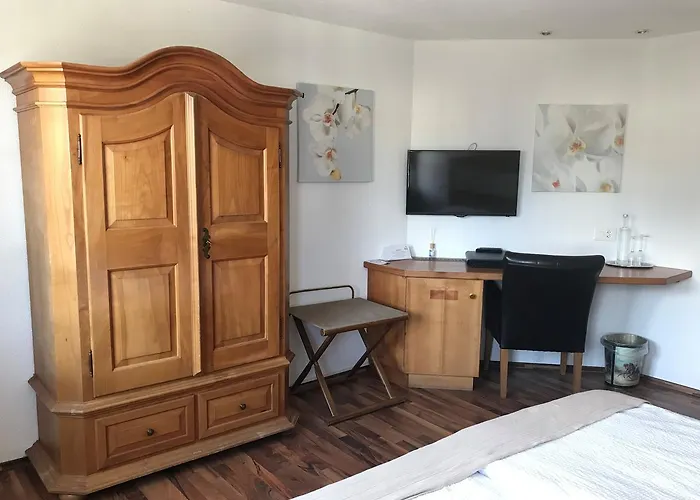 Bodenseehotel Weisses Roessli 3*